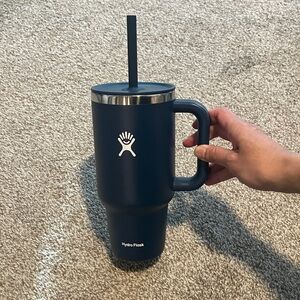 HYDRO FLASK 32 OZ ALL AROUND TRAVEL STRAW TUMBLER SPILL PROOF IN COLOR INDIGO